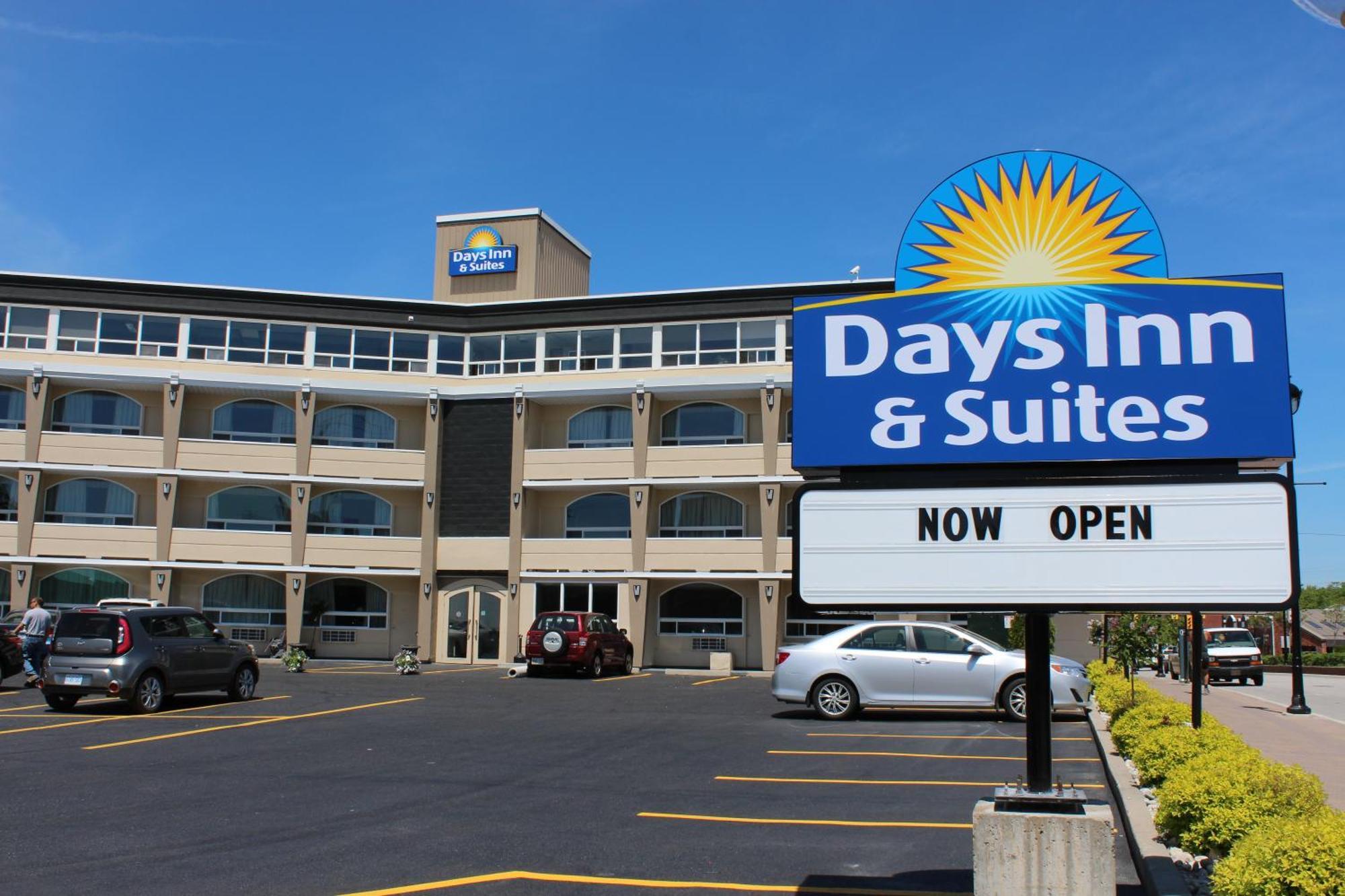Days Inn & Suites By Wyndham North Bay Downtown Buitenkant foto