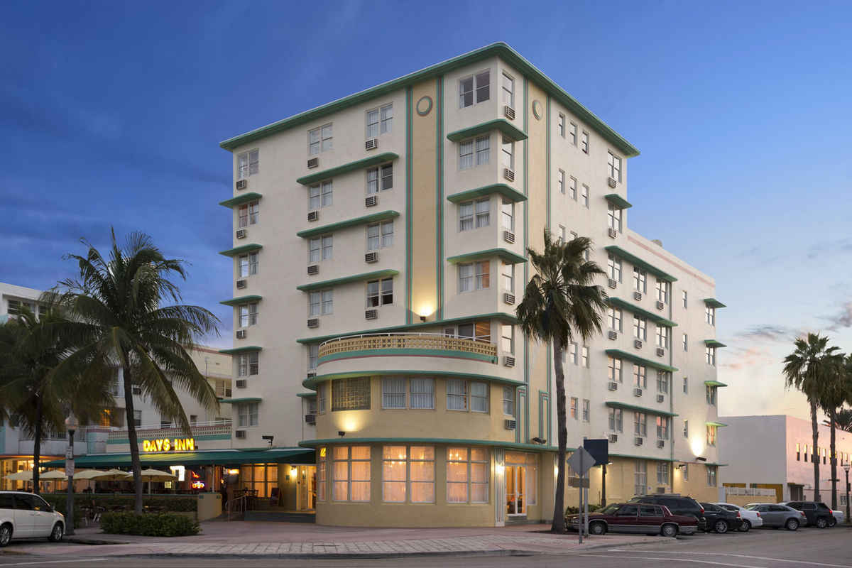 Days Inn & Suites By Wyndham North Bay Downtown Buitenkant foto
